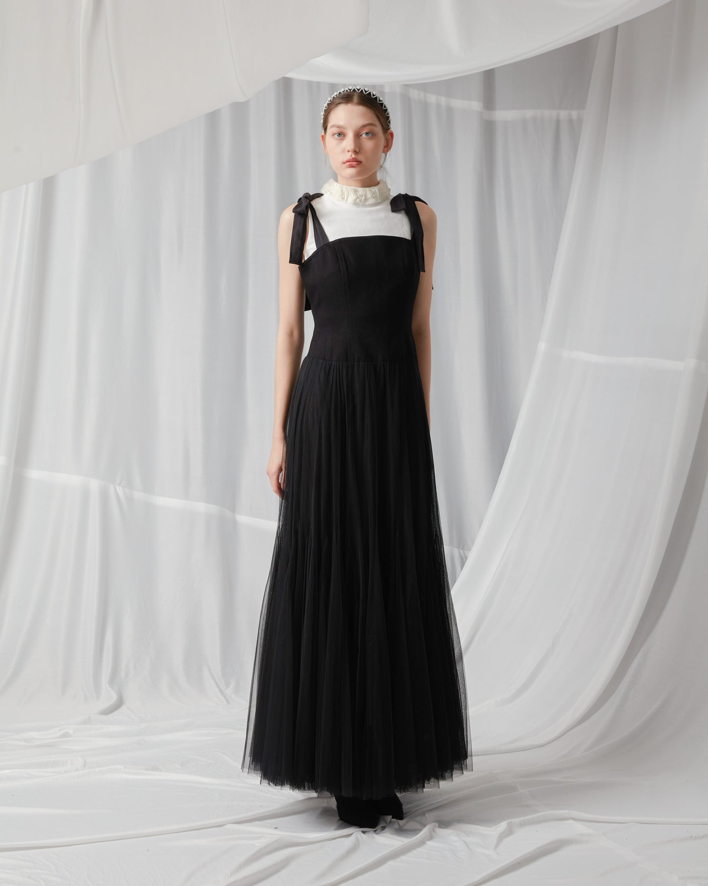 Elegant Lace Evening Dress - BLACK